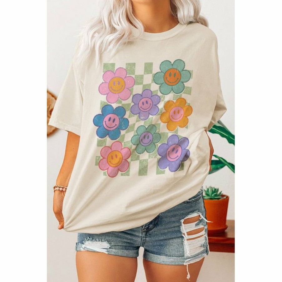 Women * | J+J Retro Flower Smiley Checkered Cream Oversized Tee Graphic Tees